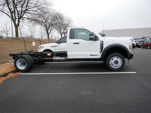 Used 2023 Ford F550 4x4 Regular Cab Super Duty image 4