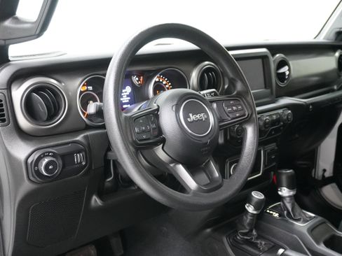 Used 2023 Jeep Wrangler Sport image 11
