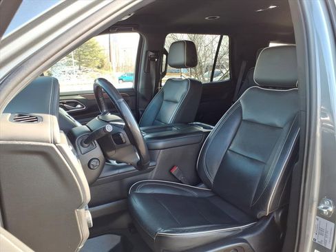 Used 2021 Chevrolet Tahoe Premier image 3