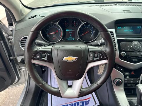 Used 2014 Chevrolet Cruze LT FWD image 17