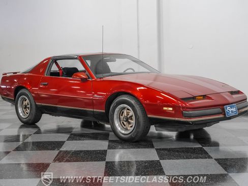 Used 1987 Pontiac Firebird Coupe image 14