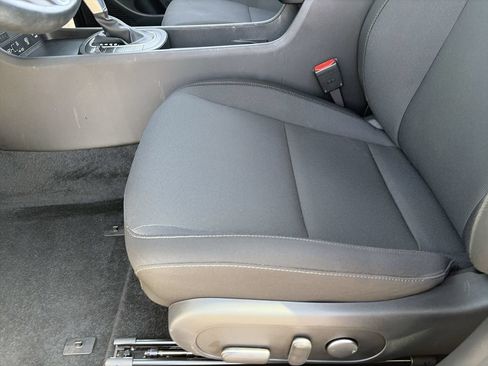 Certified 2025 Hyundai Kona SEL FWD image 19