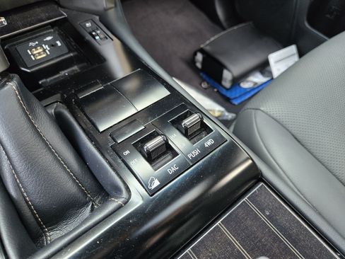 Used 2021 Lexus GX 460 Premium w/ Premium Package AWD/4WD image 26