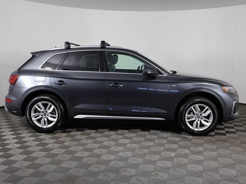 Used 2023 Audi Q5 2.0T Premium w/ Convenience Package AWD/4WD image 15