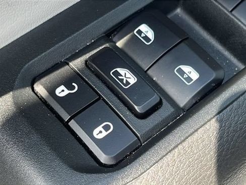 Used 2025 Jeep Compass Limited AWD/4WD image 23