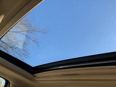 Used 2012 GMC Yukon SLT w/ SLT-2 Equipment Package image 21