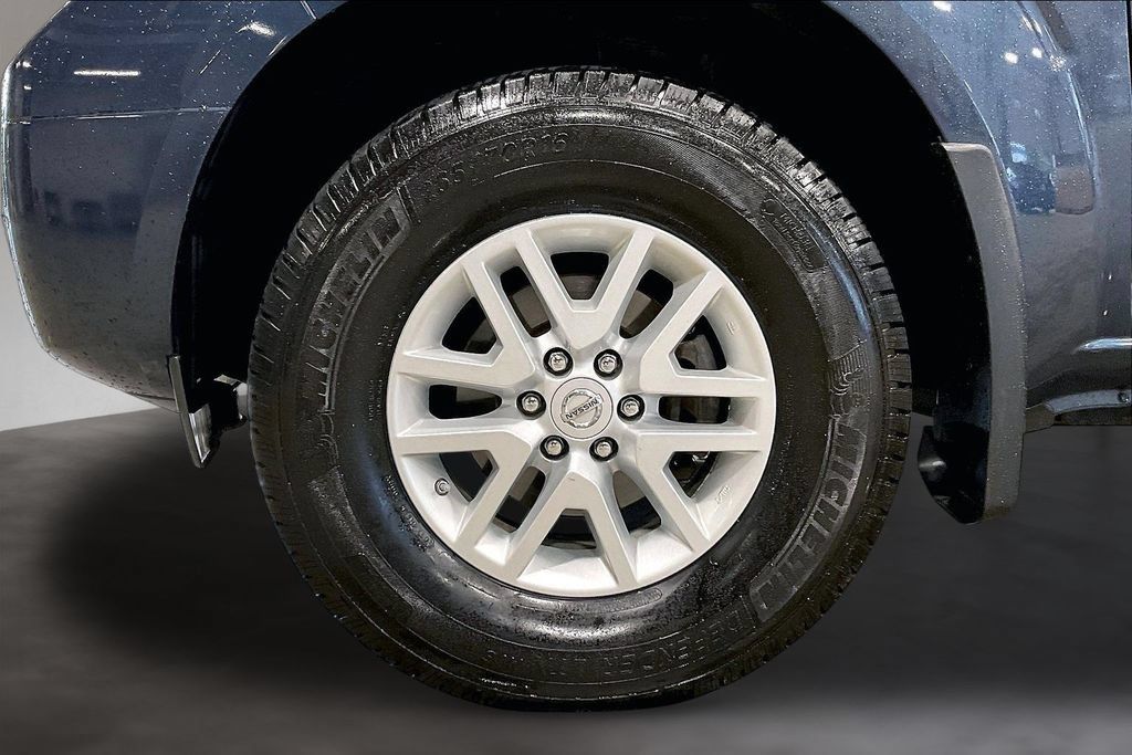 Used 2018 Nissan Frontier SV AWD/4WD image 34