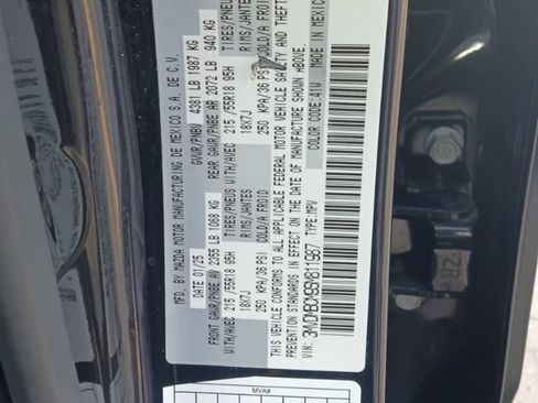 Used 2025 MAZDA CX-30 AWD 2.5 S w/ Preferred Package image 3