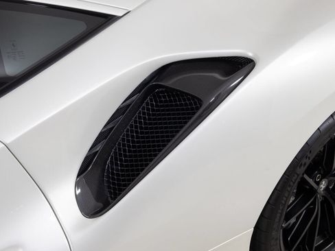Used 2020 Ferrari 488 Pista Coupe RWD image 14