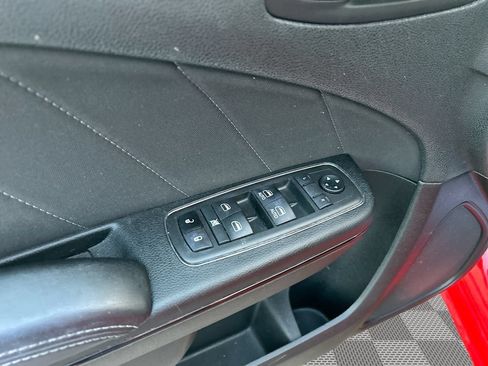 Used 2021 Dodge Charger SXT w/ Blacktop Package AWD/4WD image 25