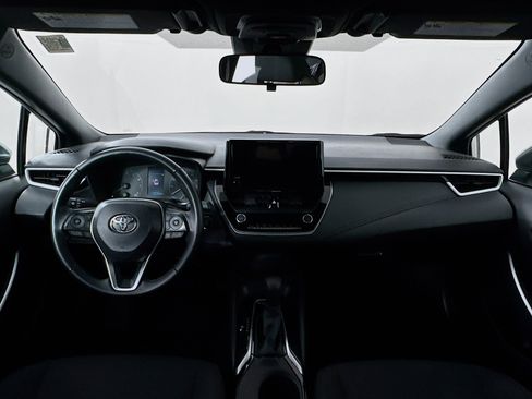 Certified 2025 Toyota Corolla SE FWD image 23