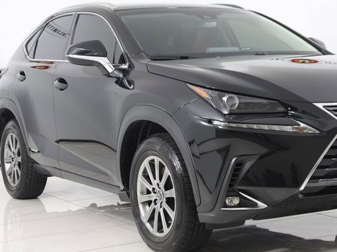 Used 2018 Lexus NX 300h AWD image 36