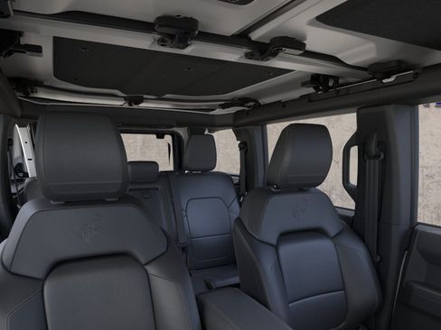 New 2026 Ford Bronco Badlands AWD/4WD image 14