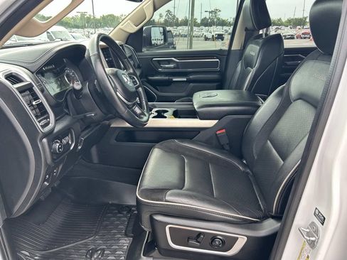 Used 2021 RAM 1500 Laramie AWD/4WD image 32