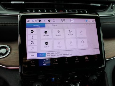 Used 2025 Jeep Grand Cherokee Summit w/ Obsidian Package AWD/4WD image 21