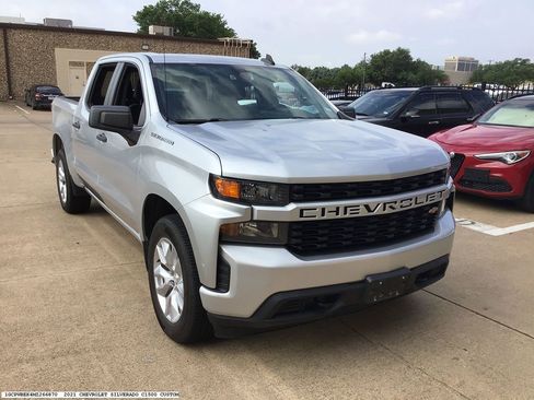 Used 2021 Chevrolet Silverado 1500 Custom w/ Safety Confidence Package image 6