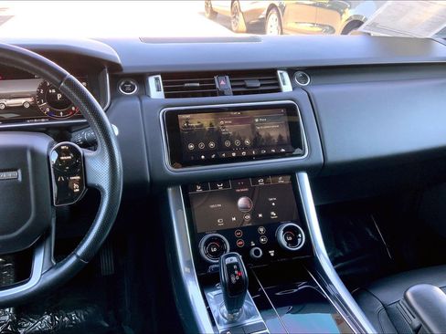 Used 2019 Land Rover Range Rover Sport HSE image 6