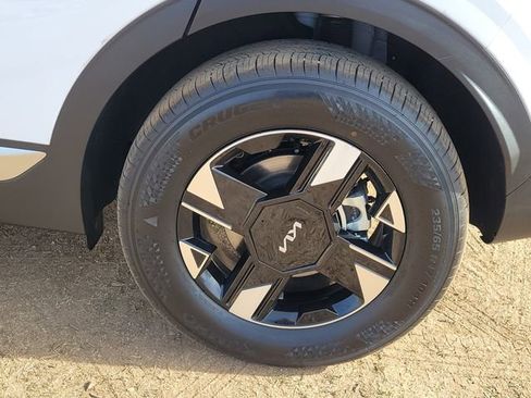 Certified 2026 Kia Sportage LX w/ LX Convenience Package image 19