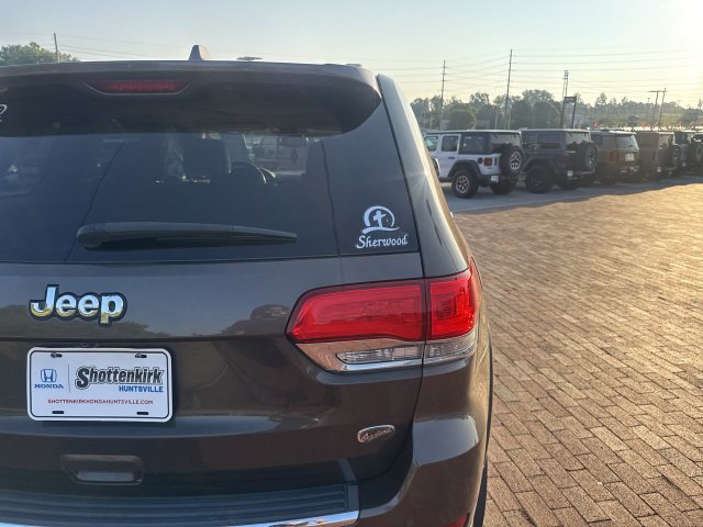 Used 2019 Jeep Grand Cherokee Overland AWD/4WD image 11