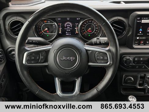 Used 2021 Jeep Wrangler Unlimited Sahara AWD/4WD image 26