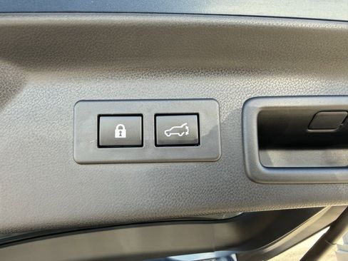 Used 2025 Subaru Forester Limited image 10