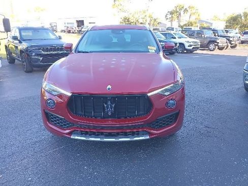 Used 2020 Maserati Levante GranLusso AWD/4WD image 1