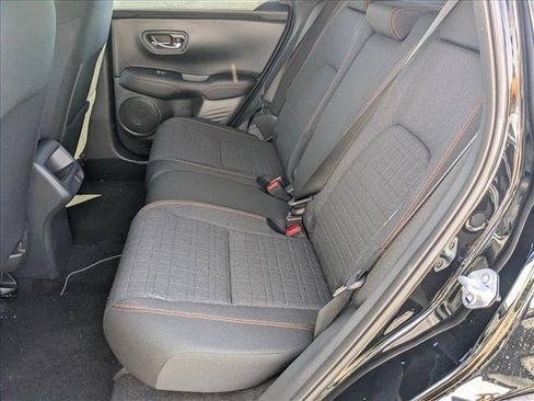 Used 2027 Honda HR-V Sport image 17