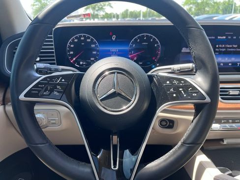 Used 2024 Mercedes-Benz GLE 350 4MATIC image 11