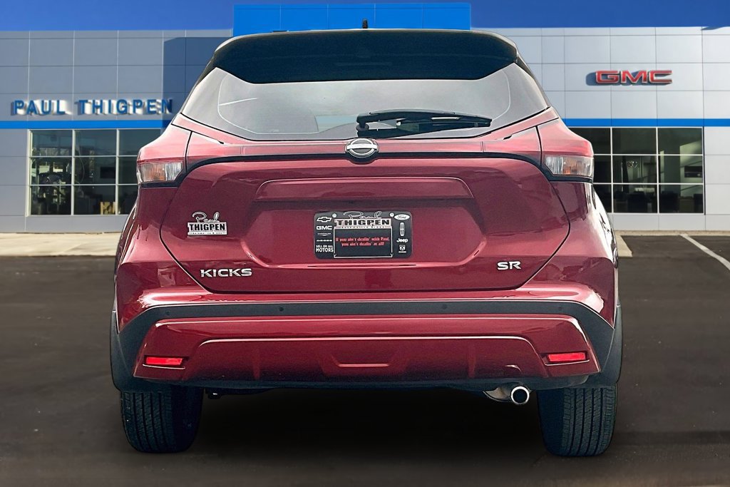 Used 2024 Nissan Kicks SR FWD image 5