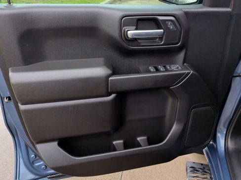 Used 2024 Chevrolet Silverado 1500 Custom image 10