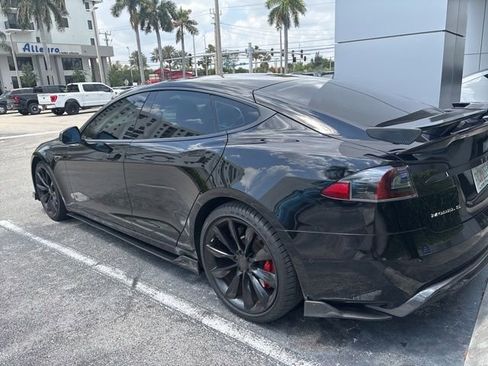 Used 2016 Tesla Model S P90D AWD/4WD image 4