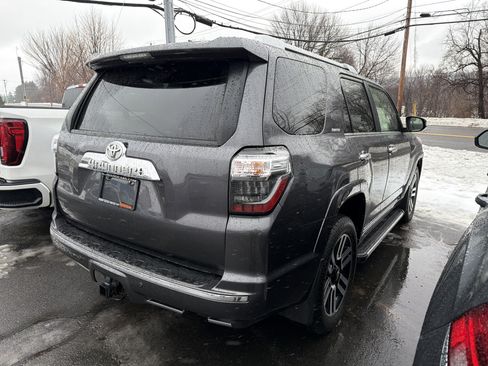 Used 2022 Toyota 4Runner Limited image 7