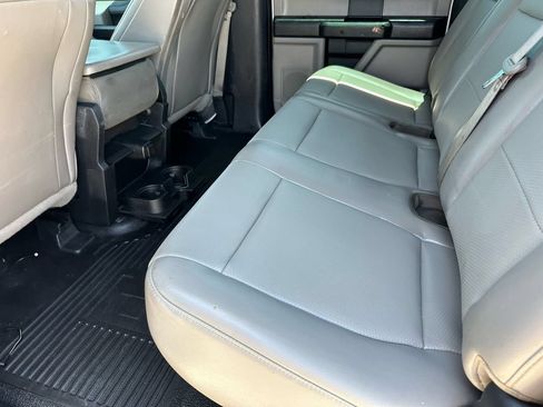 Used 2019 Ford F250 XL w/ Power Equipment Group AWD/4WD image 33
