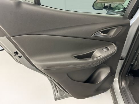 Used 2025 Buick Encore GX Preferred image 26