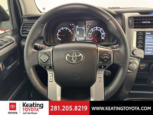 Certified 2024 Toyota 4Runner SR5 Premium w/ Moonroof Package AWD/4WD image 31