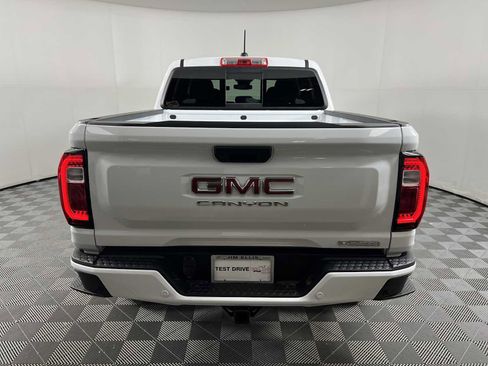 New 2026 GMC Canyon Elevation image 5