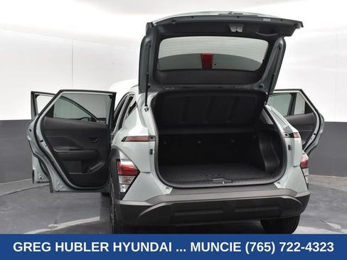 Used 2025 Hyundai Kona SEL FWD image 41