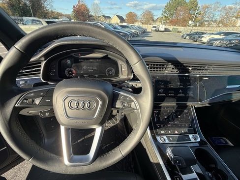 Used 2021 Audi Q7 3.0T Premium Plus w/ Executive Package image 20