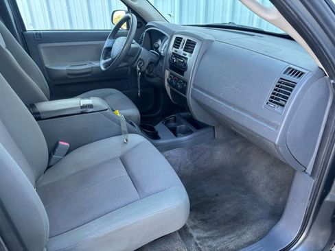 Used 2006 Dodge Dakota SLT image 26