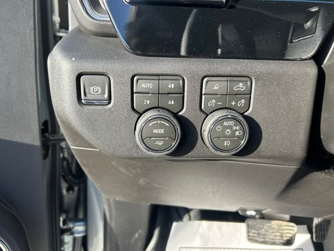 New 2026 Chevrolet Silverado 1500 LTZ w/ LTZ Premium Package image 17