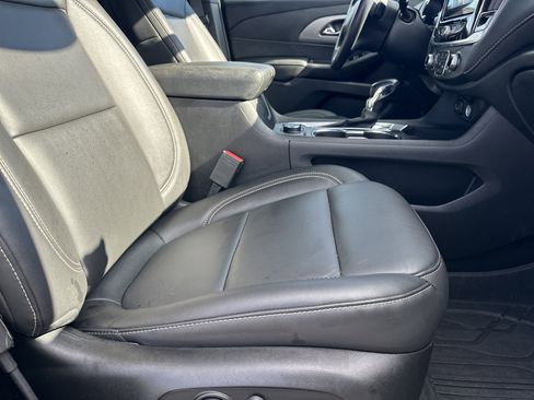 Used 2022 Chevrolet Traverse LT w/ LPO, Floor Liner Package image 14