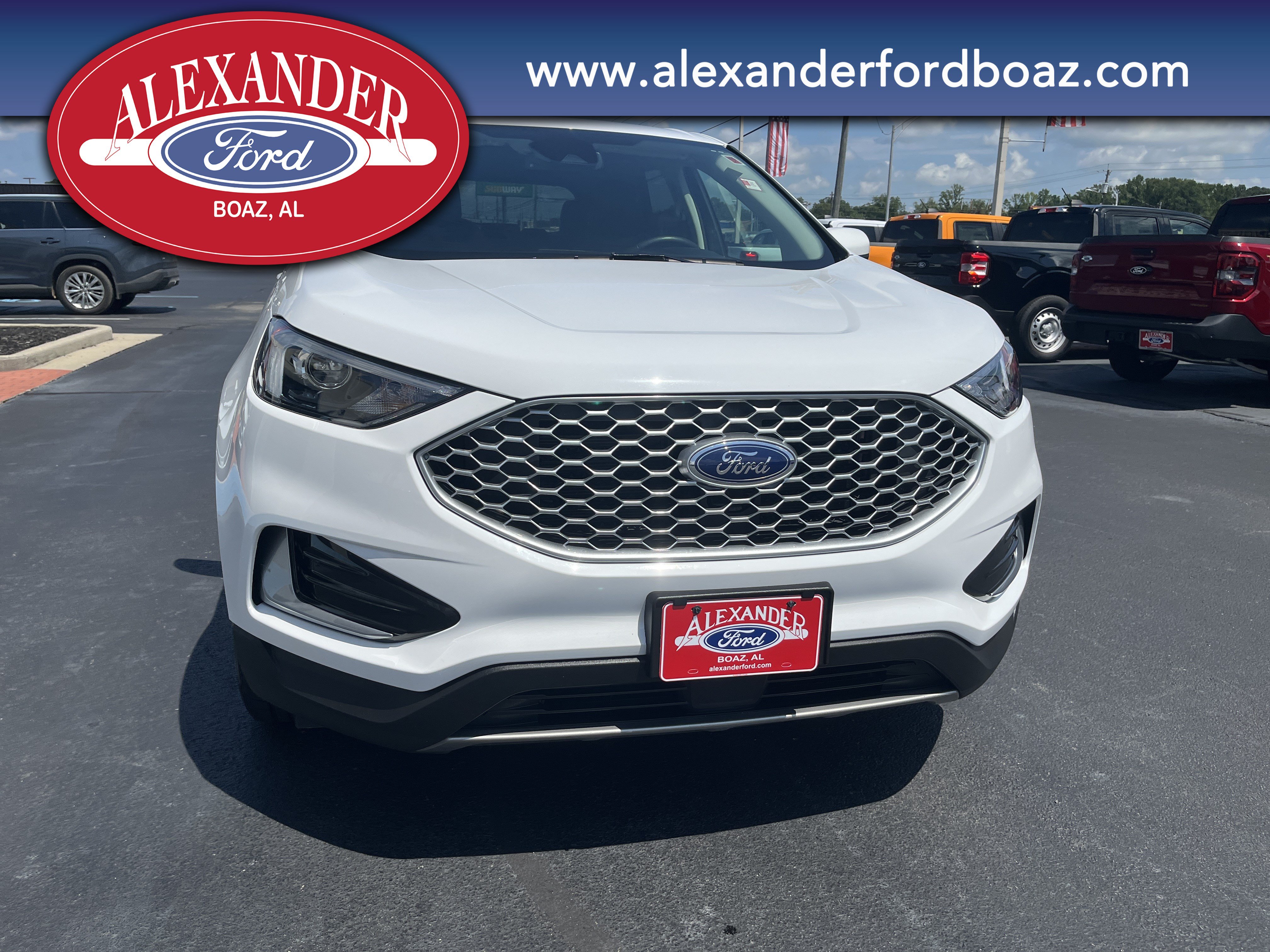 Used 2024 Ford Edge SEL AWD/4WD image 5