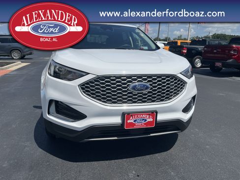 Used 2024 Ford Edge SEL AWD/4WD image 5