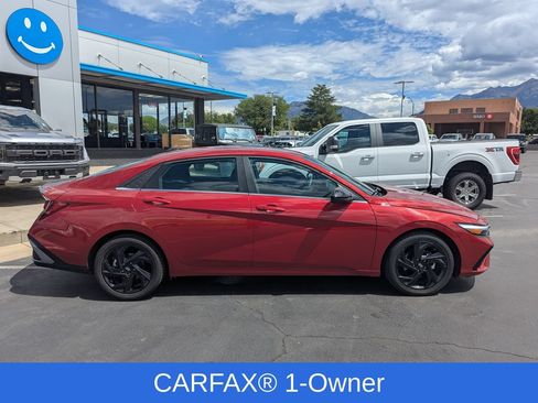 Used 2026 Hyundai Elantra SEL Sport Premium FWD image 2