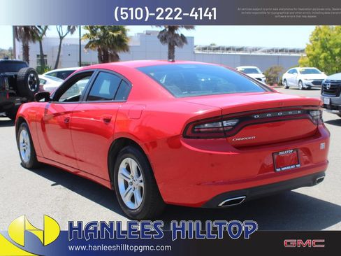 Used 2022 Dodge Charger SXT RWD image 9