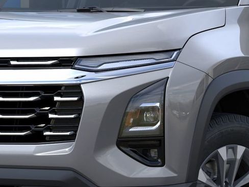 New 2026 Chevrolet Equinox LT AWD/4WD image 10