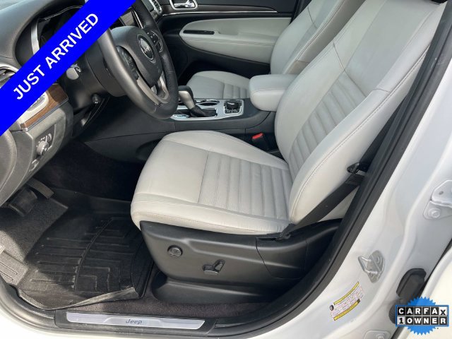 Used 2018 Jeep Grand Cherokee Limited AWD/4WD image 27