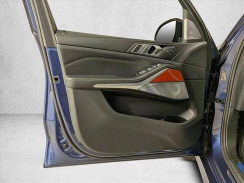 Used 2023 BMW ALPINA XB7 AWD/4WD image 13