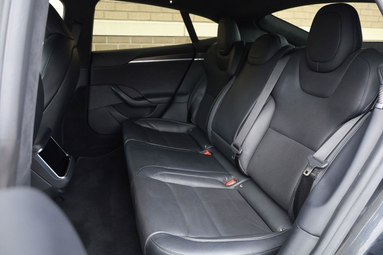 Used 2022 Tesla Model S Plaid AWD/4WD image 22