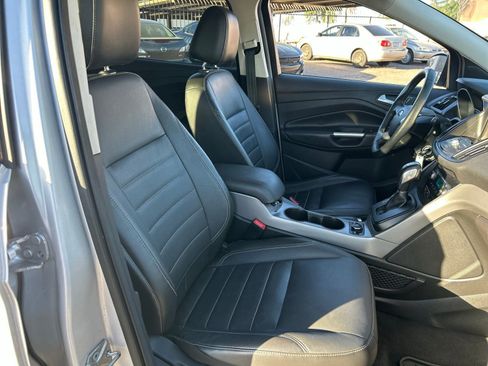 Used 2015 Ford Escape SE w/ Equipment Group 201A AWD/4WD image 11